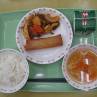 今日は中華料理です。