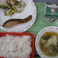 牛久食材:米・キャベツ・人参・ごぼう・大根・ねぎ