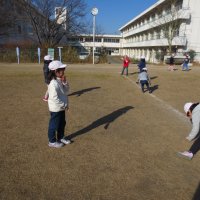 1年生 羽根つき