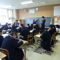 中学校生活に慣れてきました。