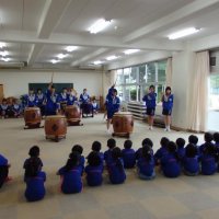 和太鼓部・上町ふれあい保育園との交流