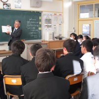 朝の読み聞かせ活動