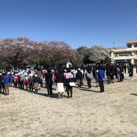 青空の中、おくの義務教育学校が一歩を踏み出しました。