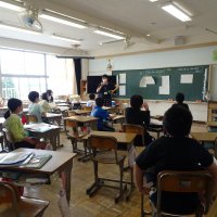 登校班会議を行いました!