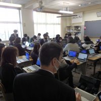 タブレット研修が行われました。