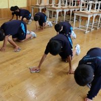 清掃に意欲的に取り組んでいます。