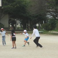 天高く馬肥ゆる秋