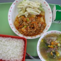 今日の給食☆フィリピン風メニュー☆
