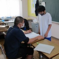 1学期通知票の配付