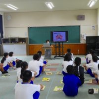 発育測定と歯周病講習