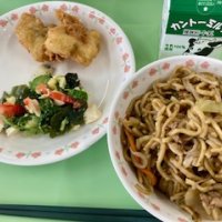 焼きそば給食！