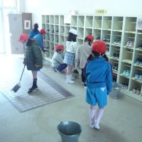春休み前、最後の清掃活動に取り組みました