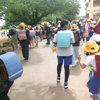 登校班会議
