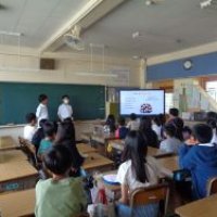 牛久小学校の学び(6年生)母校訪問