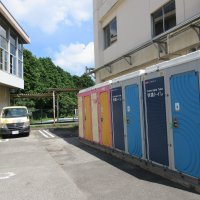 仮設トイレが設置されました