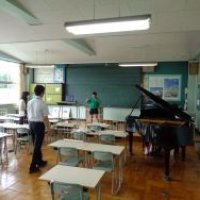 夏休み前集会(オンラインで校歌斉唱)
