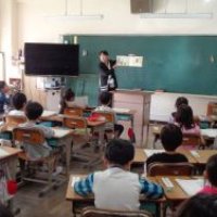 牛久小学校の学び(1年生)読み聞かせ