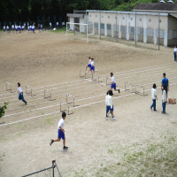 １学年体育授業風景