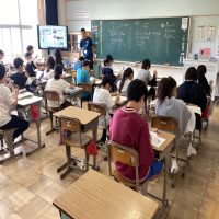 授業にしっかりと取り組んでいます。