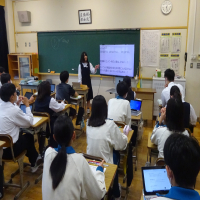「提案や主張を聞こう」～第３学年国語科の授業より～