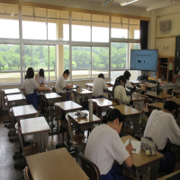暑い日の昼休み