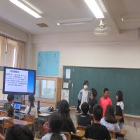 ５年生　総合的な学習の時間　福祉の発表